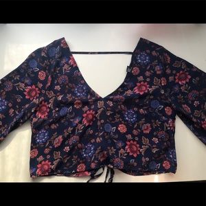 Cute floral crop top!